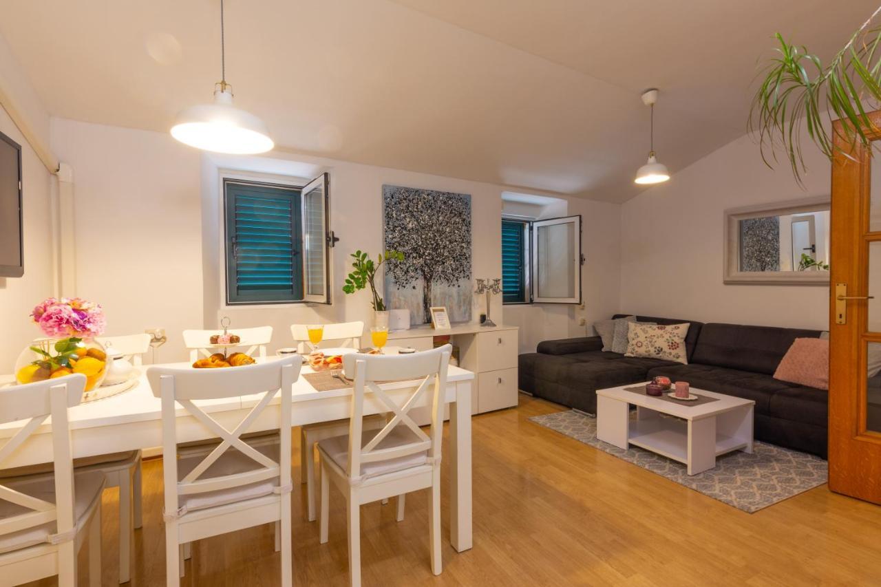 Katarina Old Town Apartment ดูบรอฟนิก ภายนอก รูปภาพ